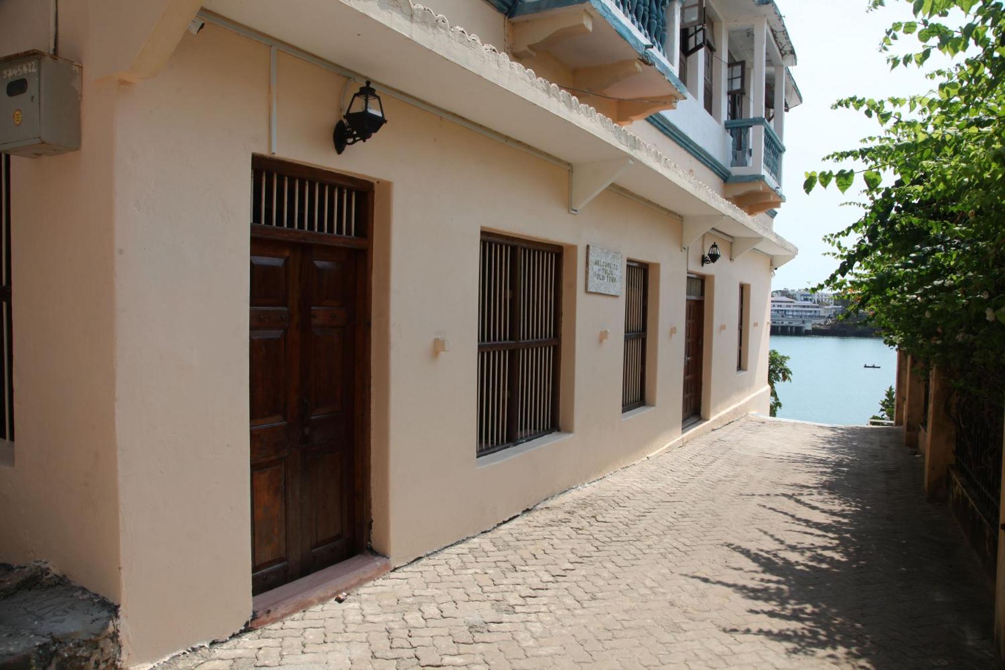 Tulia Old Town Vandrarhem Mombasa Exteriör bild